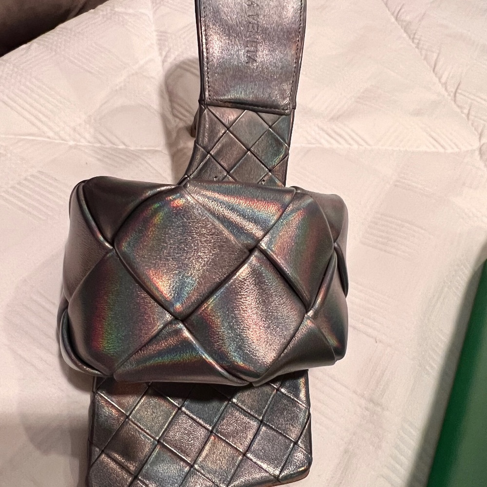 Bottega Veneta